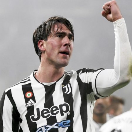 Tân binh của Juventus được vinh danh