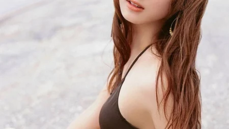 Diễn viên sex Nozomi Sasaki xinh đẹp không tì vết