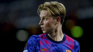 De Jong quyết định chỉ trích công khai Barca