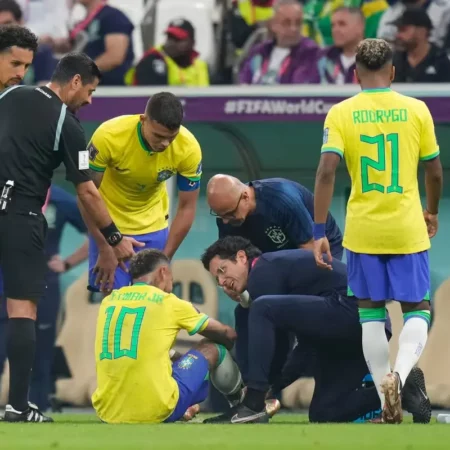 Dấu hiệu cho thấy Neymar sẽ lỡ phần còn lại của World Cup
