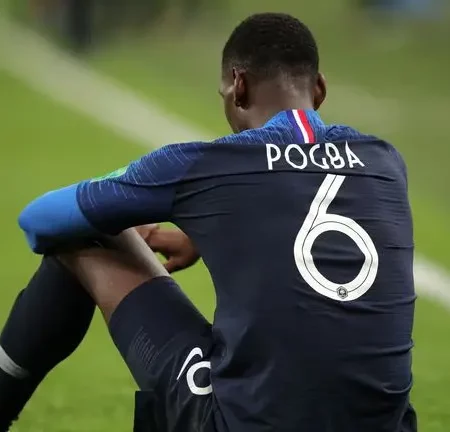 XONG! Paul Pogba chính thức ở nhà xem World Cup