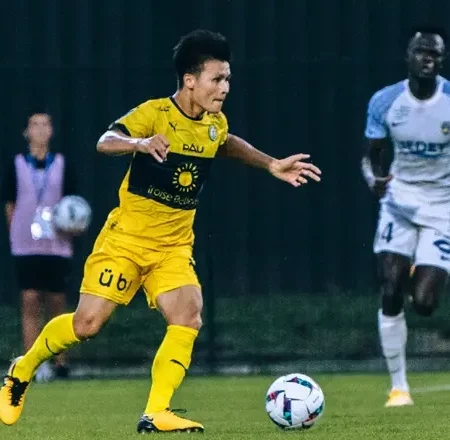 NÓNG! Pau FC đồng ý để Quang Hải thi đấu tại AFF Cup 2022