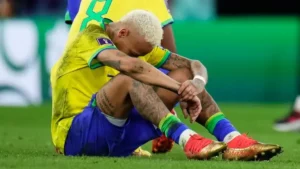 Neymar không được chọn để đá quả luân lưu đầu tiên cho Brazil